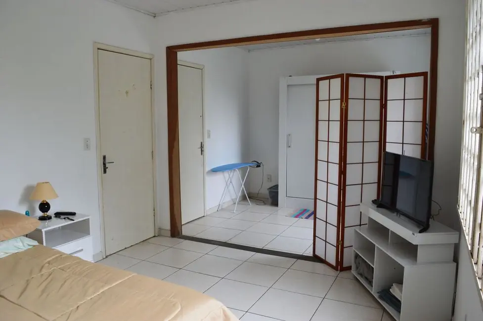 Casa com 3 quartos à venda em Azenha, Porto Alegre - RS - imagem 5 Foto 5 de Casa com 3 quartos à venda em Azenha, Porto Alegre - RS