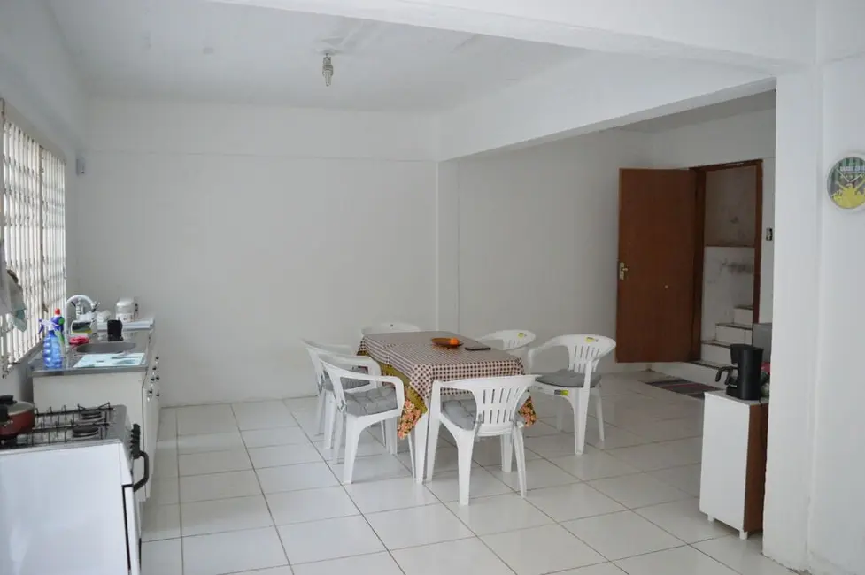 Casa com 3 quartos à venda em Azenha, Porto Alegre - RS - imagem 6 Foto 6 de Casa com 3 quartos à venda em Azenha, Porto Alegre - RS