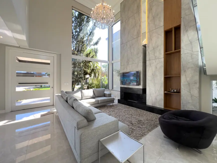 Casa de Condomínio com 4 quartos à venda, 336m2 em Capao Da Canoa - RS - imagem 8 Foto 8 de Casa de Condomínio com 4 quartos à venda, 336m2 em Capao Da Canoa - RS