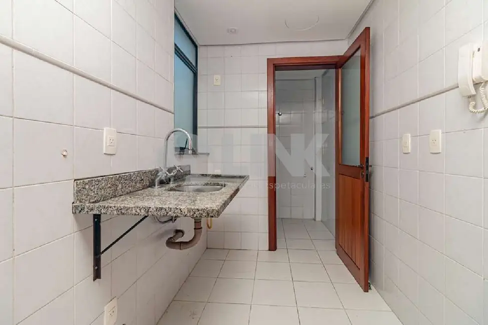 Apartamento com 2 quartos à venda, 67m2 em Petrópolis, Porto Alegre - RS - imagem 6 Foto 6 de Apartamento com 2 quartos à venda, 67m2 em Petrópolis, Porto Alegre - RS