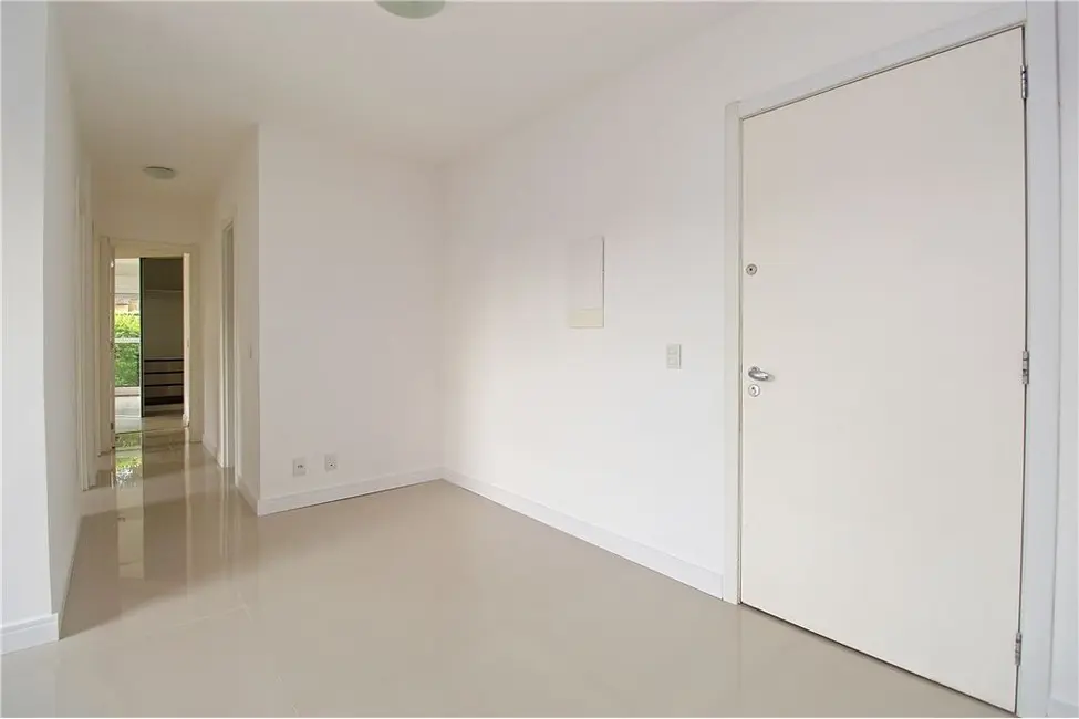 Foto 8 de Apartamento com 3 quartos à venda, 101m2 em Jardim Sabará, Porto Alegre - RS