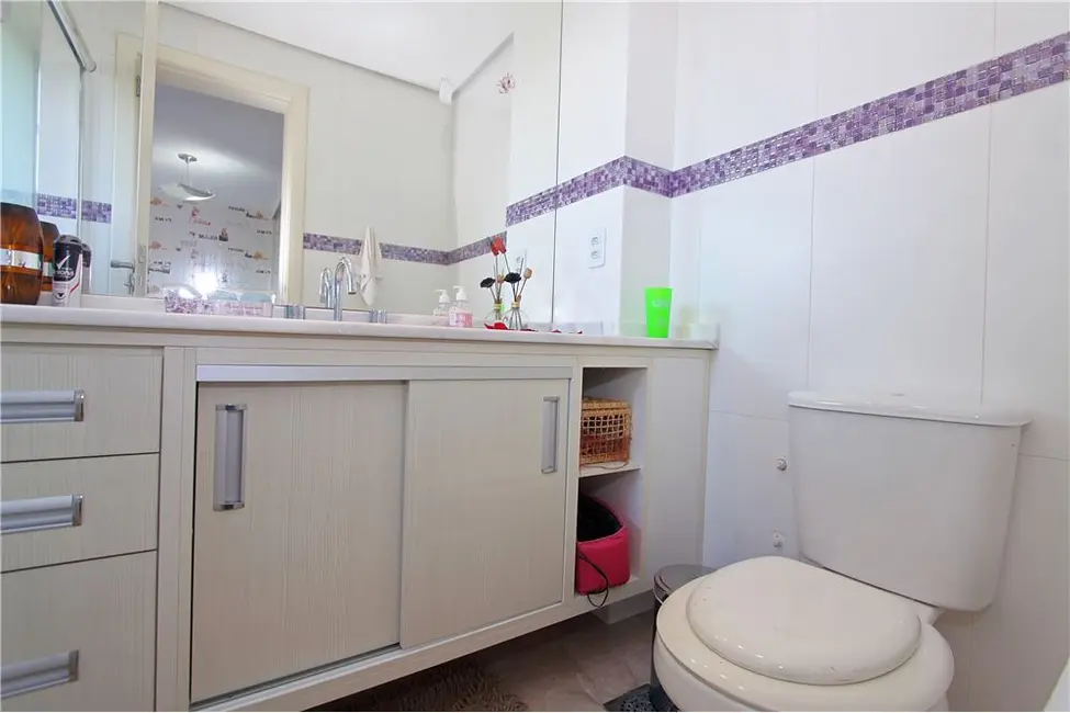 Casa com 4 quartos à venda, 447m2 em Jardim Carvalho, Porto Alegre - RS - imagem 2 Foto 2 de Casa com 4 quartos à venda, 447m2 em Jardim Carvalho, Porto Alegre - RS