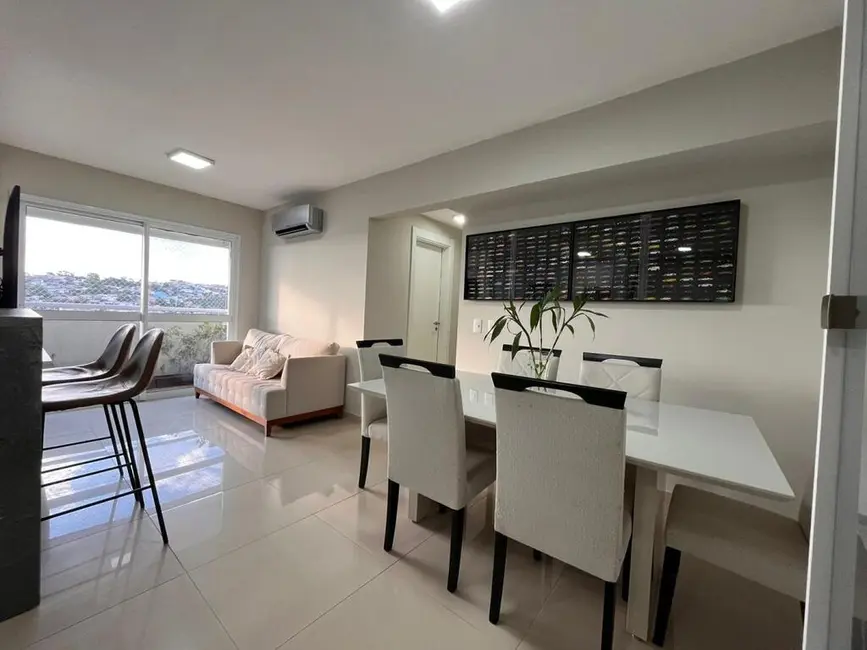 Foto 1 de Apartamento com 2 quartos à venda, 68m2 em Jardim Carvalho, Porto Alegre - RS