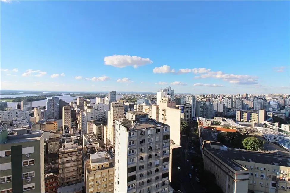 Apartamento com 2 quartos à venda, 63m2 em Centro Histórico, Porto Alegre - RS - imagem 8 Foto 8 de Apartamento com 2 quartos à venda, 63m2 em Centro Histórico, Porto Alegre - RS