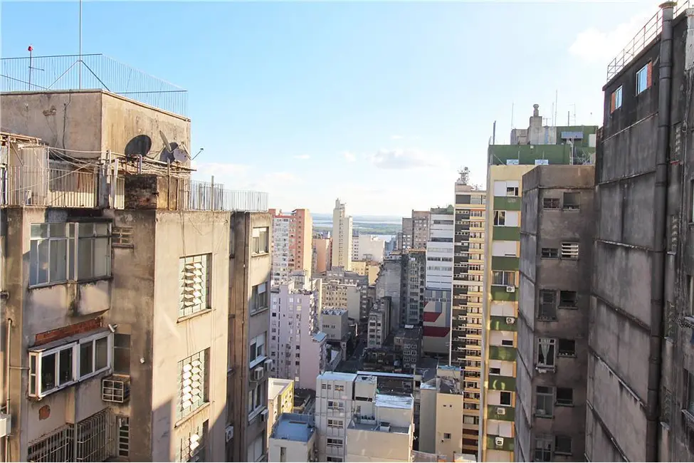 Apartamento com 2 quartos à venda, 63m2 em Centro Histórico, Porto Alegre - RS - imagem 9 Foto 9 de Apartamento com 2 quartos à venda, 63m2 em Centro Histórico, Porto Alegre - RS