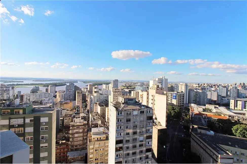 Apartamento com 2 quartos à venda, 63m2 em Centro Histórico, Porto Alegre - RS - imagem 7 Foto 7 de Apartamento com 2 quartos à venda, 63m2 em Centro Histórico, Porto Alegre - RS