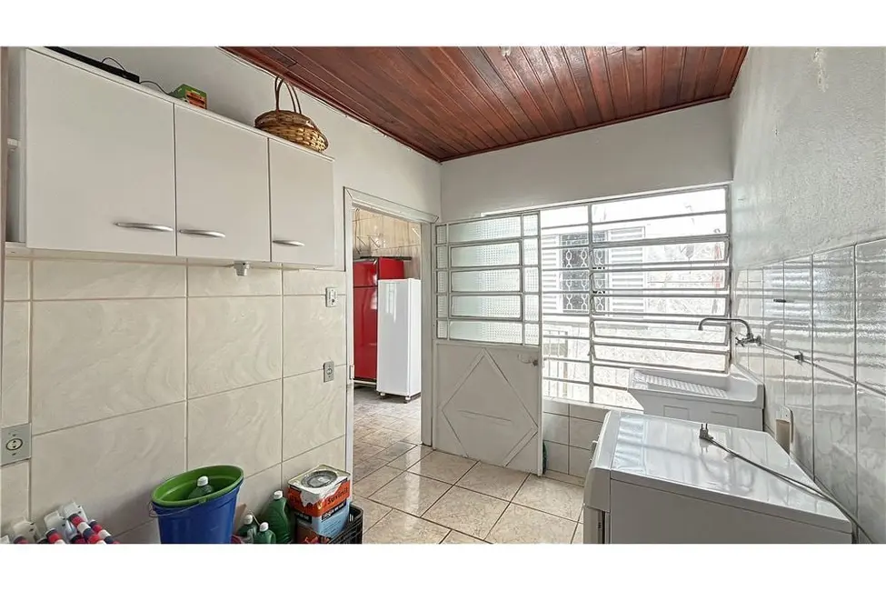 Foto 3 de Casa com 3 quartos à venda, 272m2 em Cristal, Porto Alegre - RS