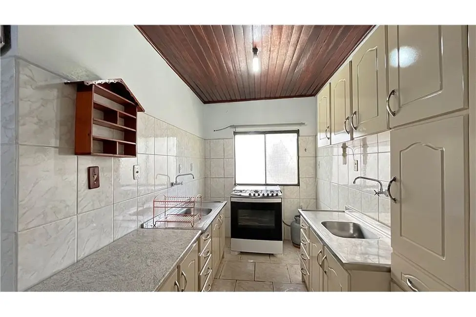 Foto 4 de Casa com 3 quartos à venda, 272m2 em Cristal, Porto Alegre - RS