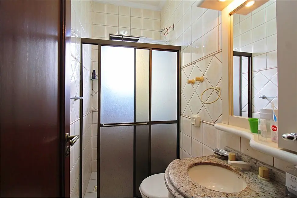 Casa com 4 quartos à venda, 271m2 em Partenon, Porto Alegre - RS - imagem 7 Foto 7 de Casa com 4 quartos à venda, 271m2 em Partenon, Porto Alegre - RS