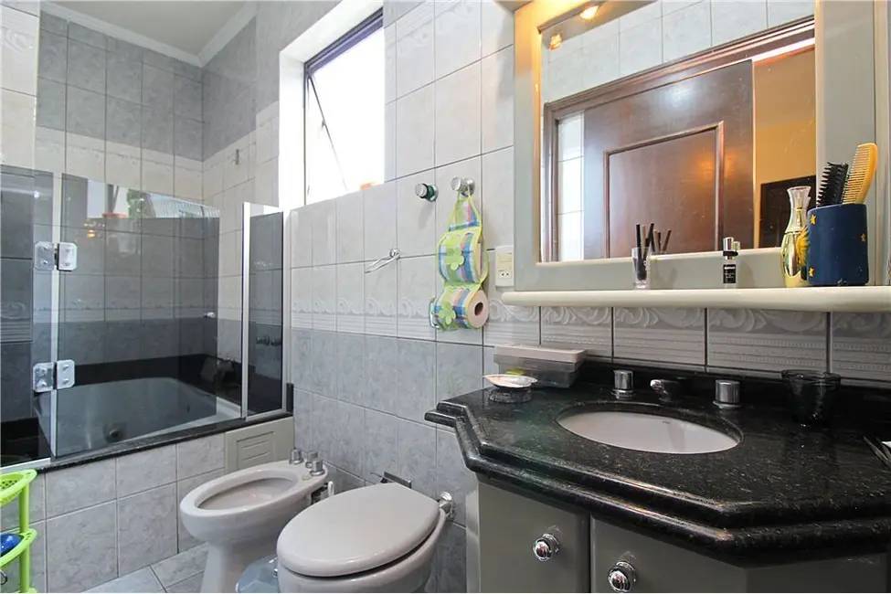 Casa com 4 quartos à venda, 271m2 em Partenon, Porto Alegre - RS - imagem 5 Foto 5 de Casa com 4 quartos à venda, 271m2 em Partenon, Porto Alegre - RS