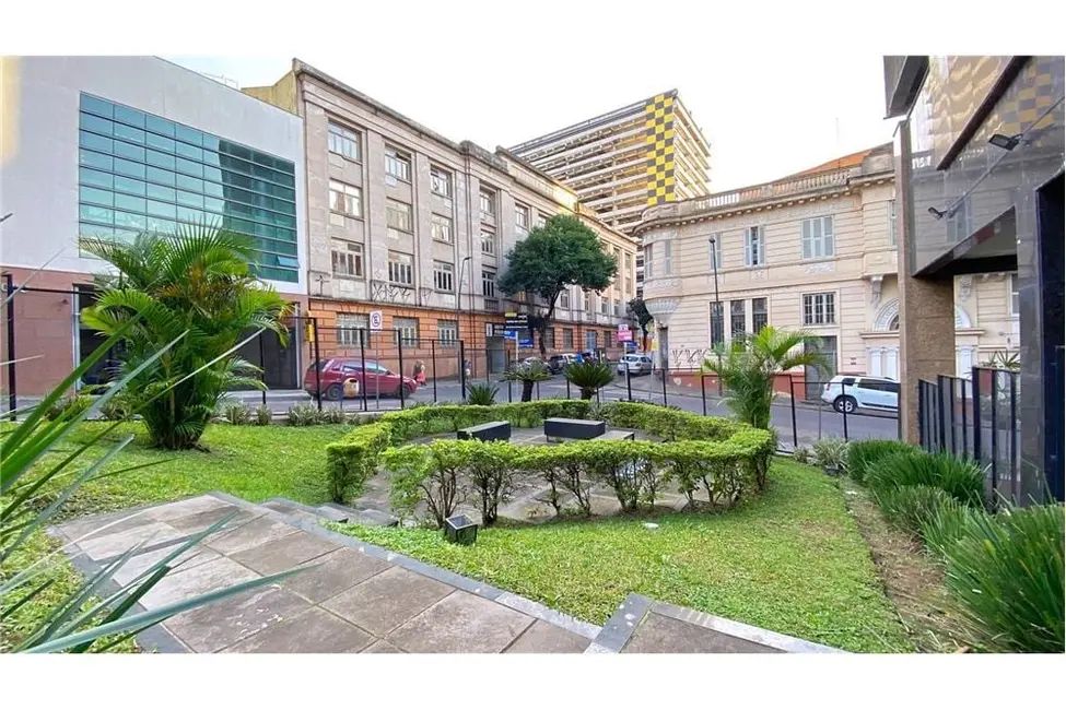 Foto 1 de Sala Comercial à venda, 32m2 em Centro Histórico, Porto Alegre - RS