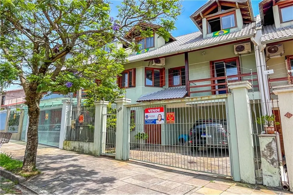 Foto 1 de Casa com 3 quartos à venda, 182m2 em Vila Ipiranga, Porto Alegre - RS