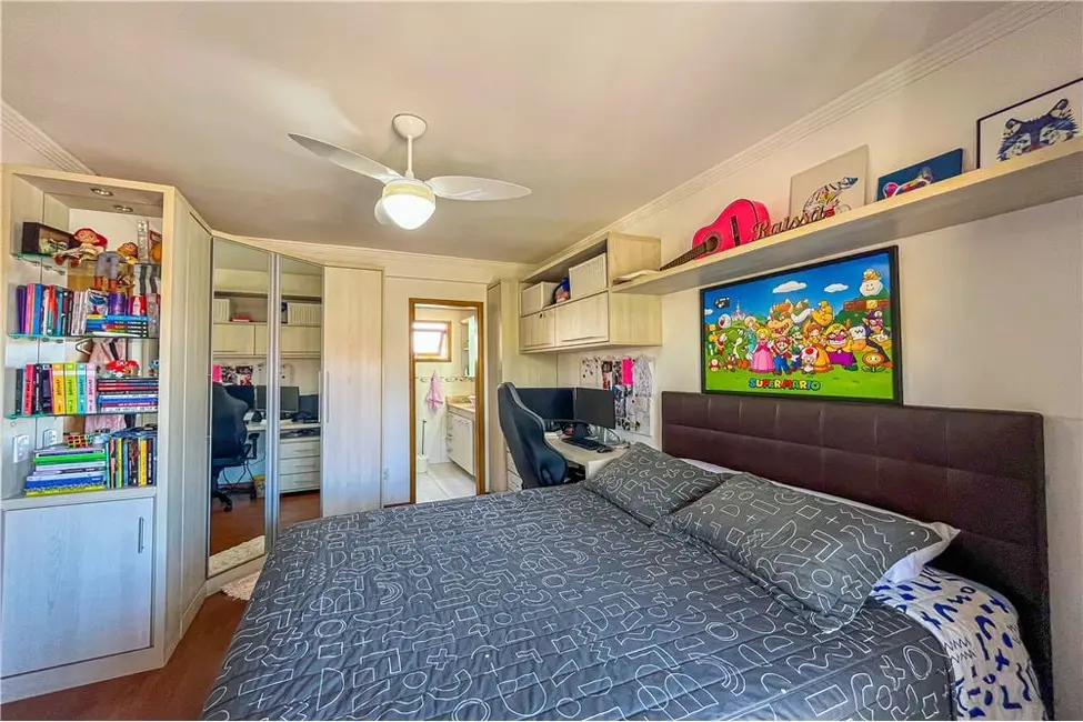 Casa com 3 quartos à venda, 182m2 em Vila Ipiranga, Porto Alegre - RS - imagem 9 Foto 9 de Casa com 3 quartos à venda, 182m2 em Vila Ipiranga, Porto Alegre - RS