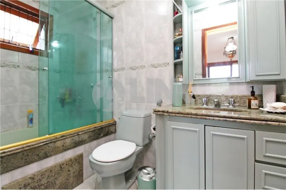 Foto 8 de Apartamento com 3 quartos à venda, 153m2 em Jardim Itu, Porto Alegre - RS