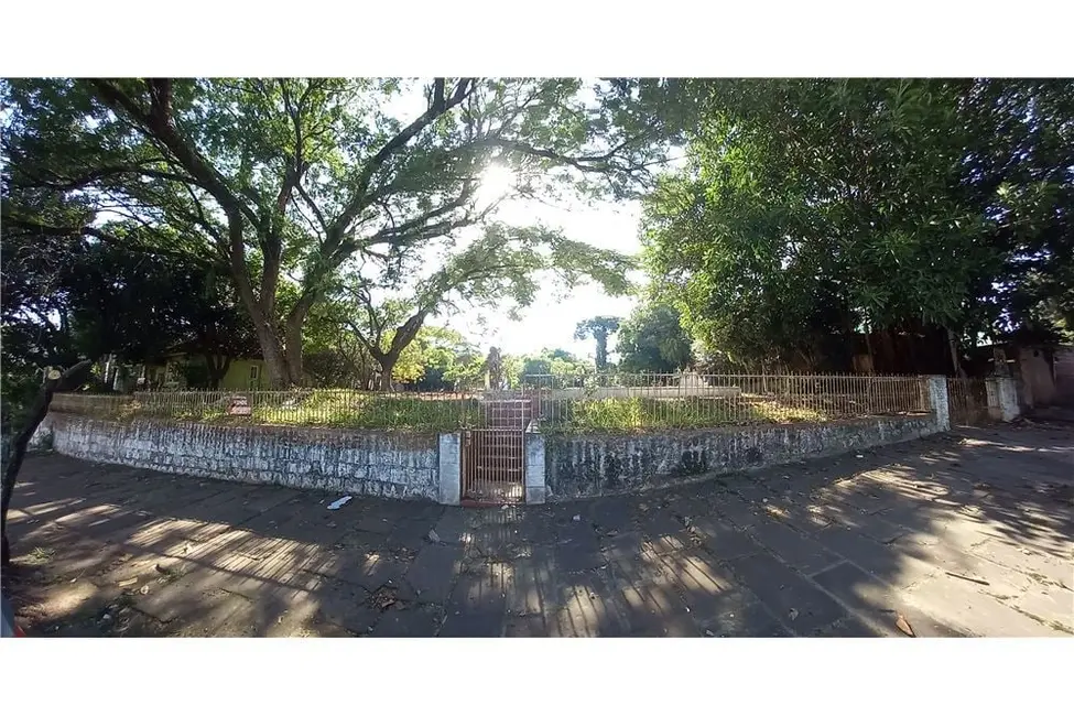 Foto 2 de Terreno / Lote à venda em Bom Jesus, Porto Alegre - RS