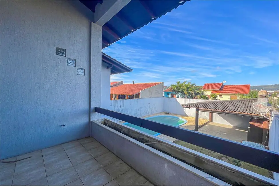 Foto 3 de Casa com 4 quartos à venda, 280m2 em Jardim Leopoldina, Porto Alegre - RS