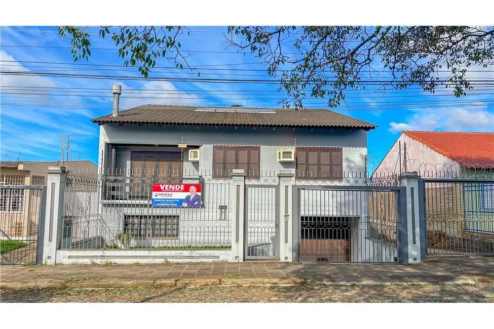 Foto 1 de Casa com 4 quartos à venda, 280m2 em Jardim Leopoldina, Porto Alegre - RS