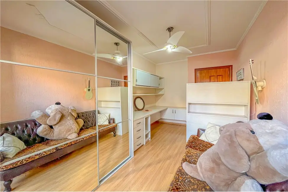 Foto 6 de Casa com 3 quartos à venda, 255m2 em Jardim Itu, Porto Alegre - RS