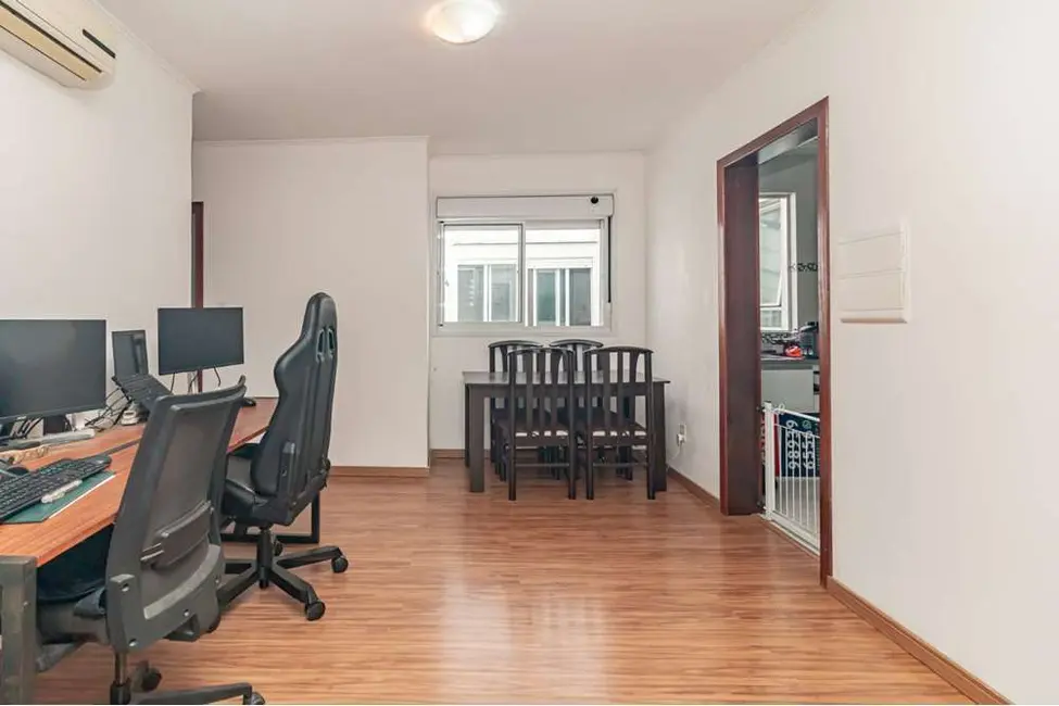 Foto 5 de Apartamento com 2 quartos à venda, 58m2 em Jardim Itu, Porto Alegre - RS