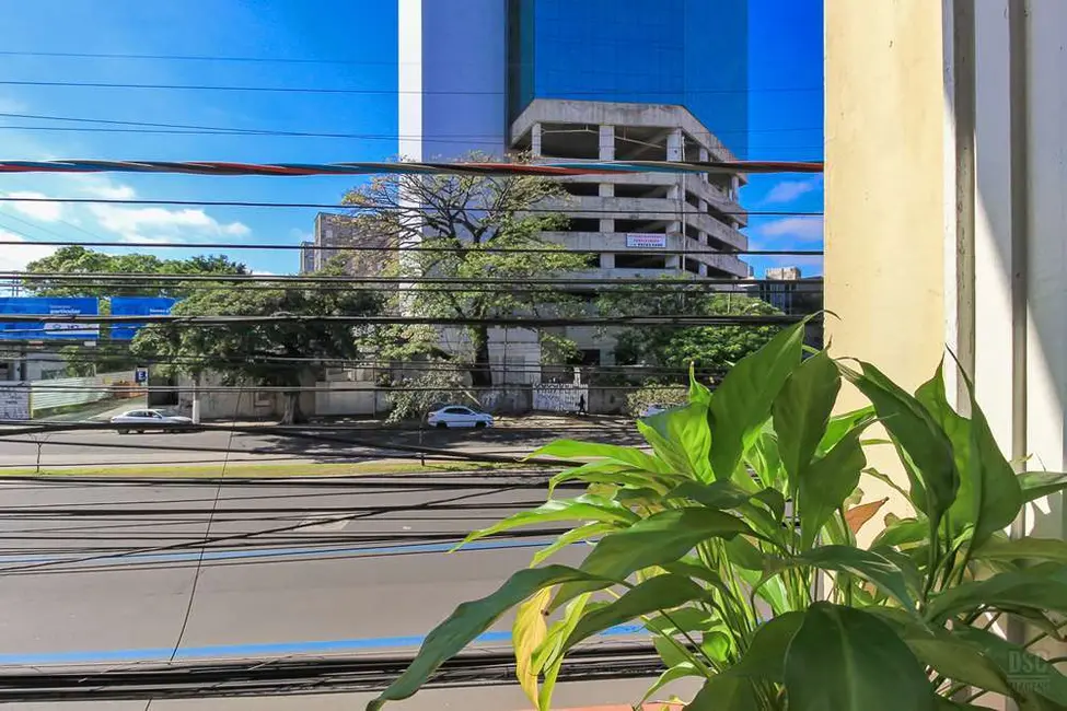 Apartamento com 2 quartos à venda, 68m2 em Azenha, Porto Alegre - RS - imagem 4 Foto 4 de Apartamento com 2 quartos à venda, 68m2 em Azenha, Porto Alegre - RS