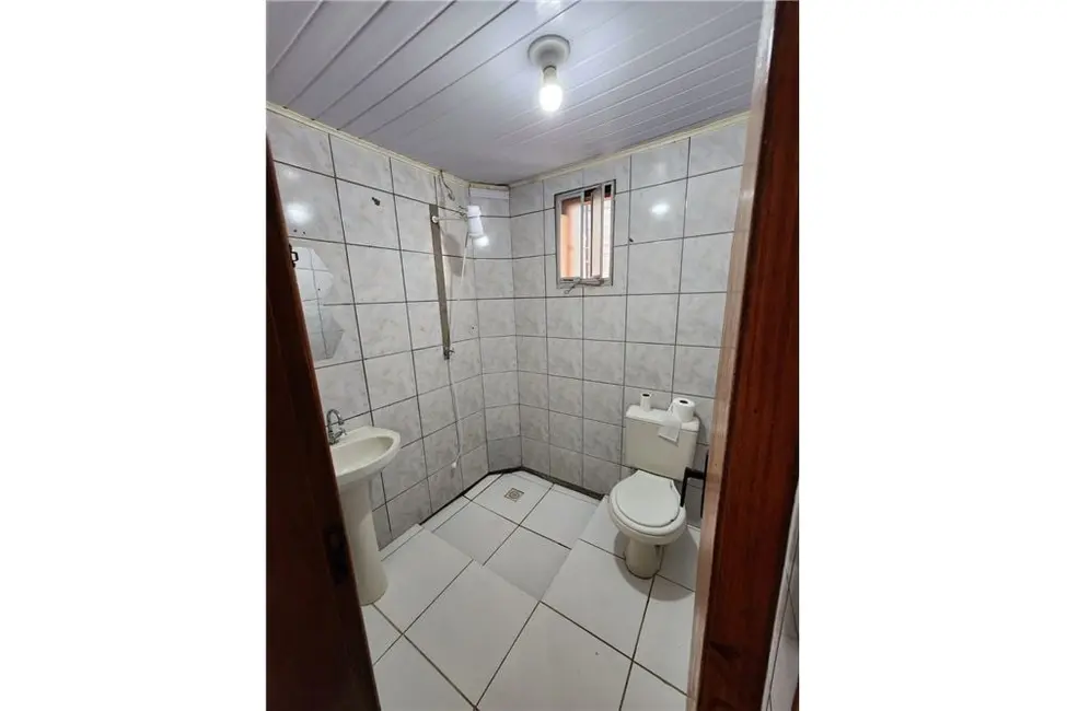 Casa com 3 quartos à venda, 90m2 em Olaria, Canoas - RS - imagem 6 Foto 6 de Casa com 3 quartos à venda, 90m2 em Olaria, Canoas - RS