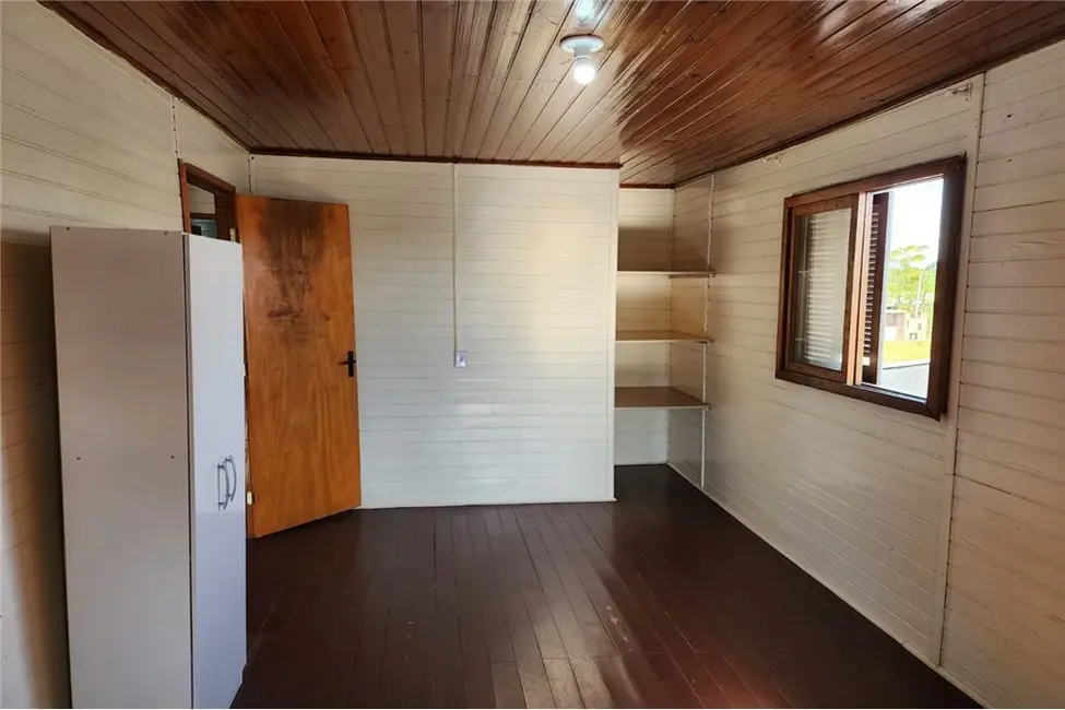 Casa com 3 quartos à venda, 90m2 em Olaria, Canoas - RS - imagem 9 Foto 9 de Casa com 3 quartos à venda, 90m2 em Olaria, Canoas - RS