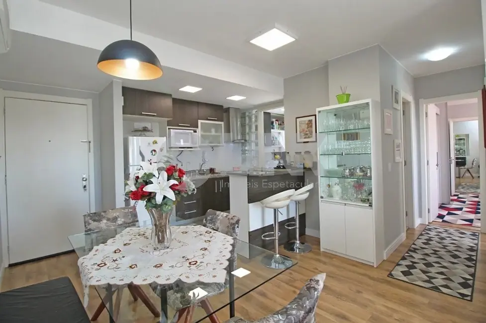 Foto 3 de Apartamento com 2 quartos à venda, 60m2 em Cristo Redentor, Porto Alegre - RS