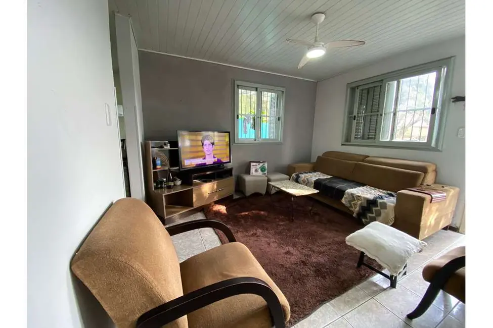 Casa com 3 quartos à venda, 147m2 em Estância Velha, Canoas - RS - imagem 6 Foto 6 de Casa com 3 quartos à venda, 147m2 em Estância Velha, Canoas - RS