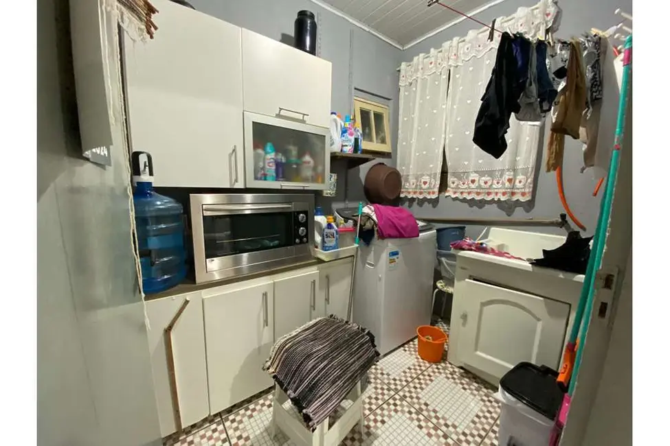 Casa com 3 quartos à venda, 147m2 em Estância Velha, Canoas - RS - imagem 5 Foto 5 de Casa com 3 quartos à venda, 147m2 em Estância Velha, Canoas - RS