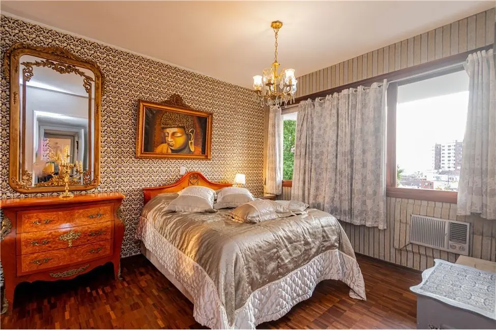 Foto 3 de Apartamento com 3 quartos à venda, 167m2 em Floresta, Porto Alegre - RS