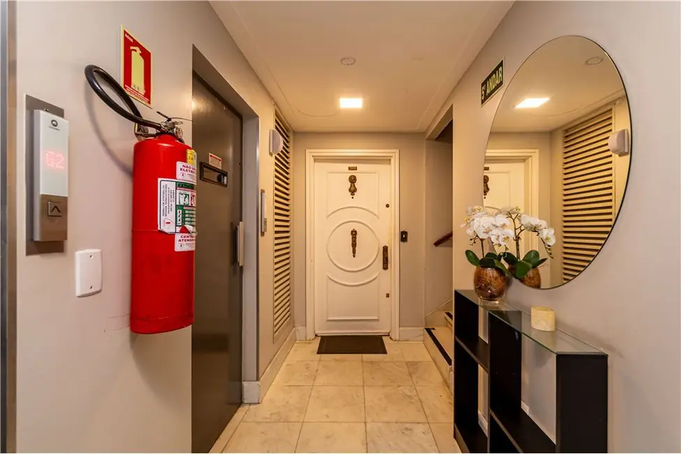 Foto 2 de Apartamento com 3 quartos à venda, 167m2 em Floresta, Porto Alegre - RS