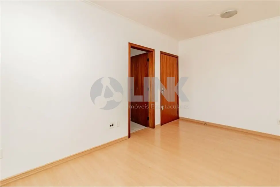 Foto 5 de Apartamento com 2 quartos à venda, 61m2 em São Sebastião, Porto Alegre - RS