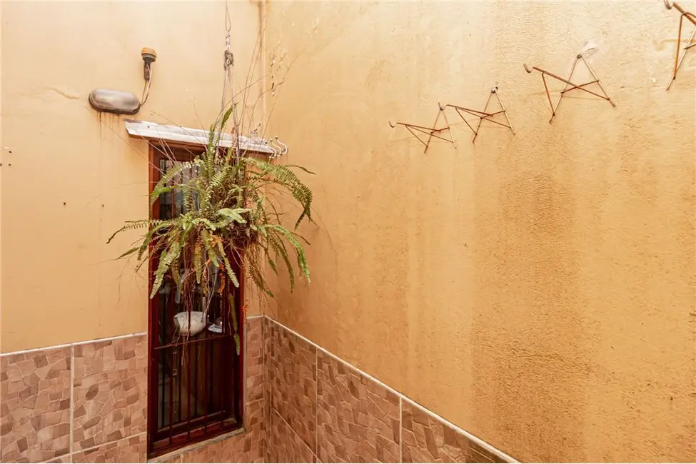 Foto 2 de Casa com 3 quartos à venda, 156m2 em Sarandi, Porto Alegre - RS