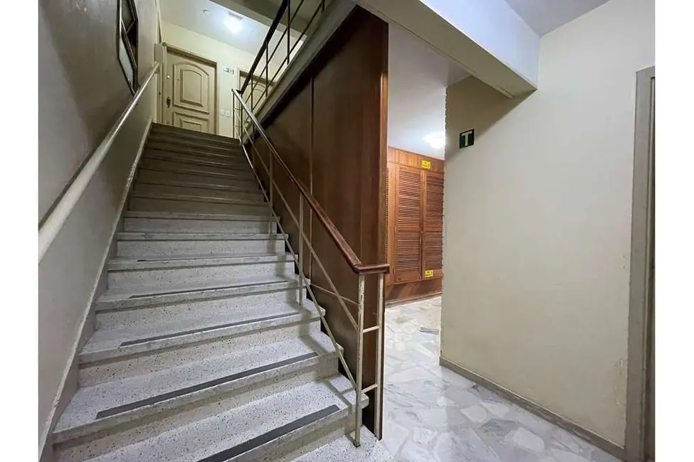 Foto 8 de Apartamento com 3 quartos à venda, 100m2 em Moinhos de Vento, Porto Alegre - RS