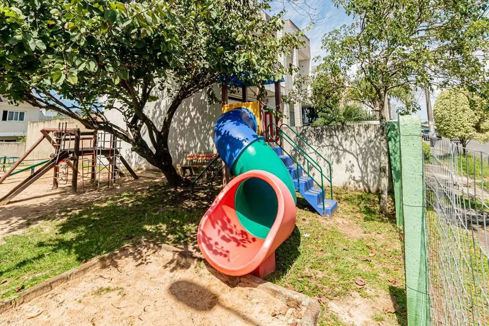 Casa com 3 quartos à venda, 110m2 em Mário Quintana, Porto Alegre - RS - imagem 9 Foto 9 de Casa com 3 quartos à venda, 110m2 em Mário Quintana, Porto Alegre - RS