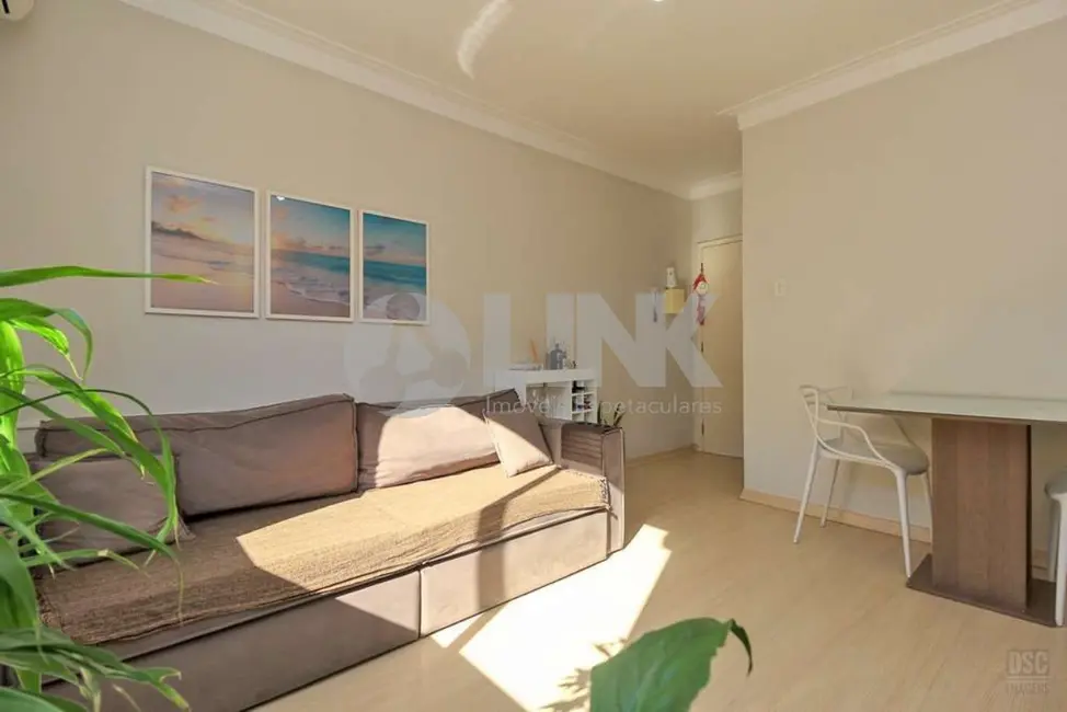 Apartamento com 2 quartos à venda, 51m2 em Cristal, Porto Alegre - RS - imagem 4 Foto 4 de Apartamento com 2 quartos à venda, 51m2 em Cristal, Porto Alegre - RS
