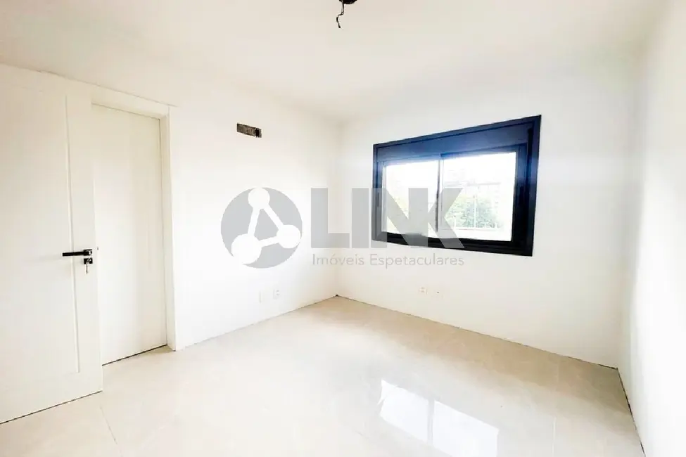 Foto 8 de Apartamento com 3 quartos à venda, 117m2 em Petrópolis, Porto Alegre - RS