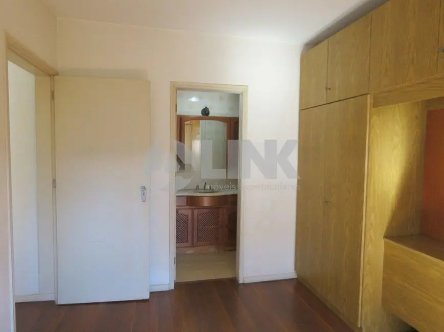 Foto 9 de Apartamento com 2 quartos à venda, 61m2 em Menino Deus, Porto Alegre - RS