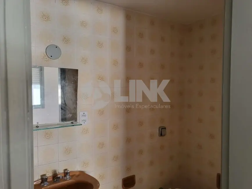 Apartamento com 2 quartos à venda, 61m2 em Menino Deus, Porto Alegre - RS - imagem 7 Foto 7 de Apartamento com 2 quartos à venda, 61m2 em Menino Deus, Porto Alegre - RS