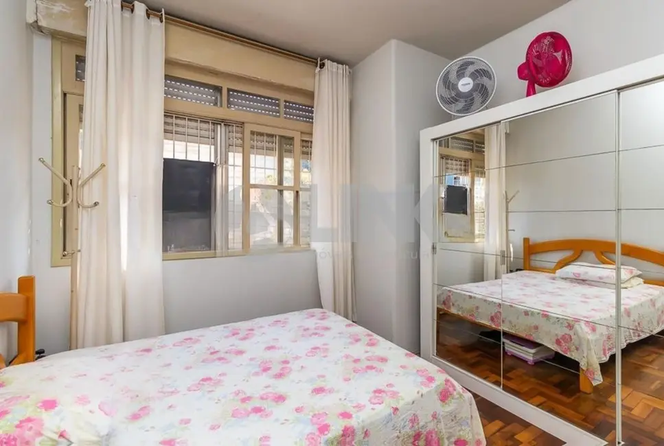 Apartamento com 2 quartos à venda, 64m2 em Azenha, Porto Alegre - RS - imagem 9 Foto 9 de Apartamento com 2 quartos à venda, 64m2 em Azenha, Porto Alegre - RS