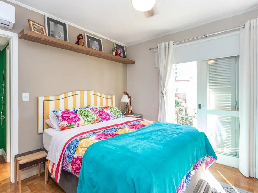 Apartamento com 1 quarto à venda, 73m2 em Higienópolis, Porto Alegre - RS - imagem 2 Foto 2 de Apartamento com 1 quarto à venda, 73m2 em Higienópolis, Porto Alegre - RS