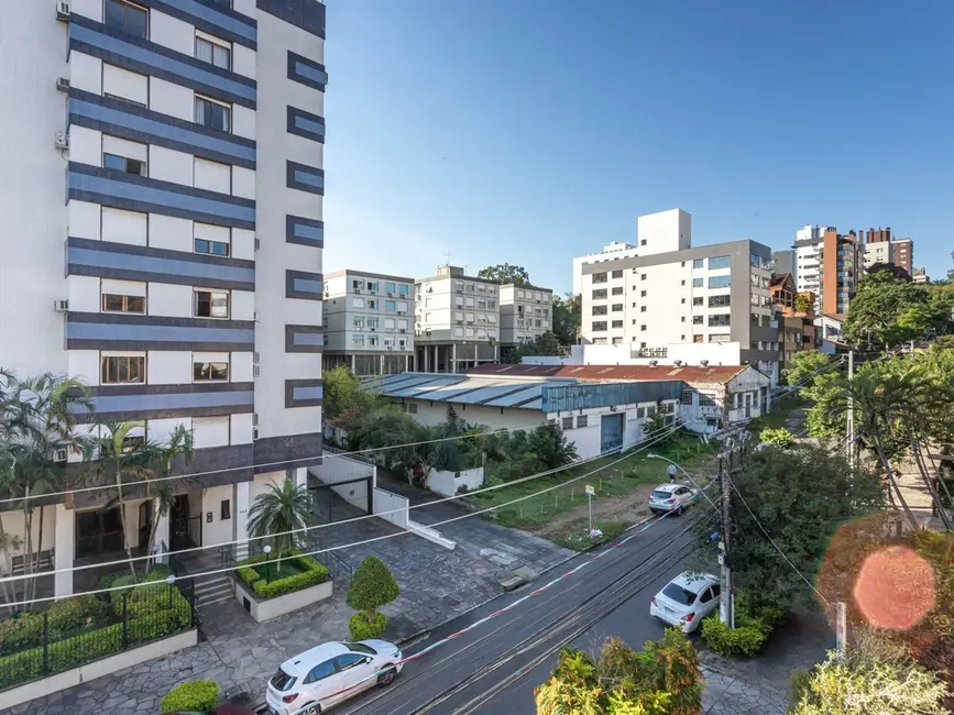 Apartamento com 1 quarto à venda, 73m2 em Higienópolis, Porto Alegre - RS - imagem 9 Foto 9 de Apartamento com 1 quarto à venda, 73m2 em Higienópolis, Porto Alegre - RS