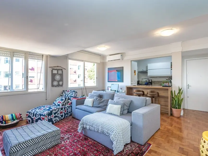 Apartamento com 1 quarto à venda, 73m2 em Higienópolis, Porto Alegre - RS - imagem 1 Foto 1 de Apartamento com 1 quarto à venda, 73m2 em Higienópolis, Porto Alegre - RS