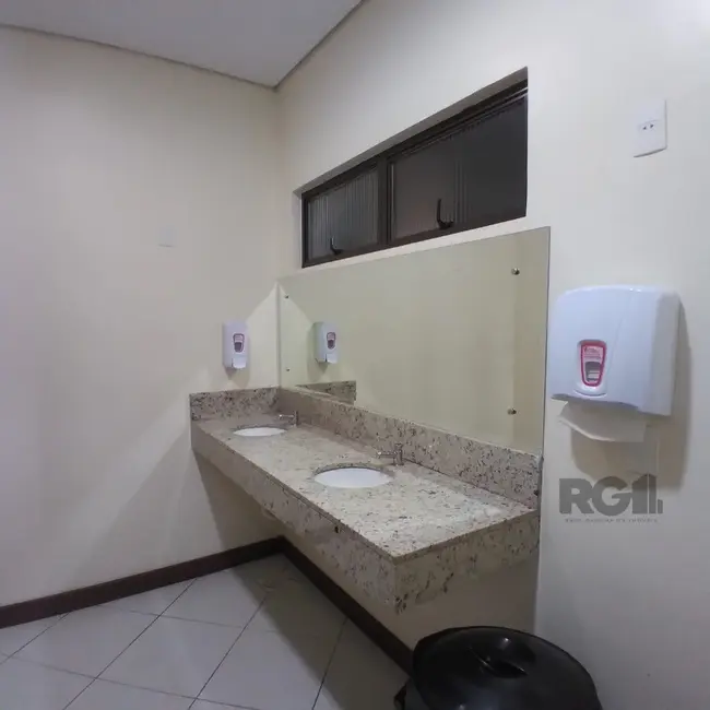 Apartamento com 2 quartos à venda, 52m2 em Vila Nova, Porto Alegre - RS - imagem 8 Foto 8 de Apartamento com 2 quartos à venda, 52m2 em Vila Nova, Porto Alegre - RS