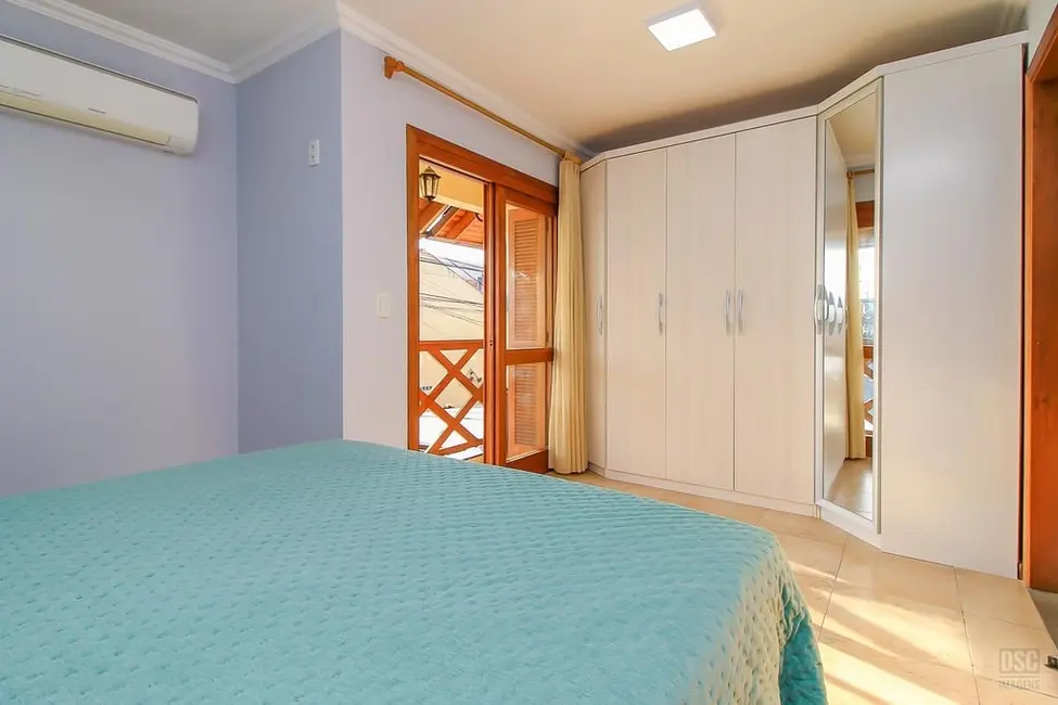 Foto 6 de Casa com 3 quartos à venda, 155m2 em Hípica, Porto Alegre - RS