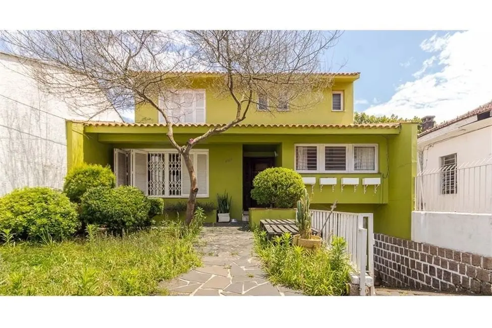Casa com 4 quartos à venda, 320m2 em Teresópolis, Porto Alegre - RS - imagem 1 Foto 1 de Casa com 4 quartos à venda, 320m2 em Teresópolis, Porto Alegre - RS