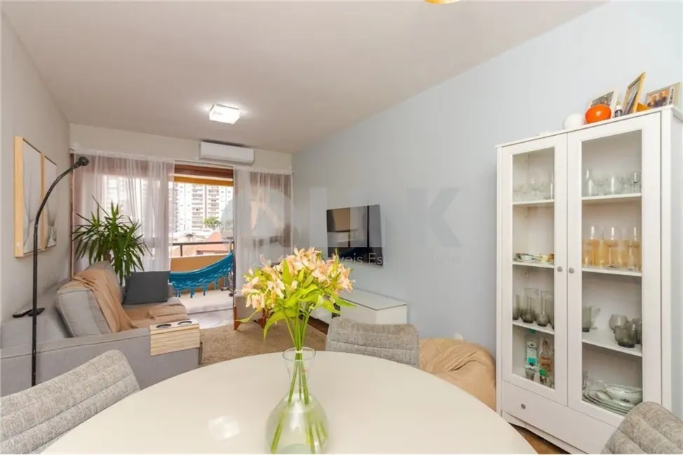 Apartamento com 2 quartos à venda, 74m2 em Praia de Belas, Porto Alegre - RS - imagem 4 Foto 4 de Apartamento com 2 quartos à venda, 74m2 em Praia de Belas, Porto Alegre - RS