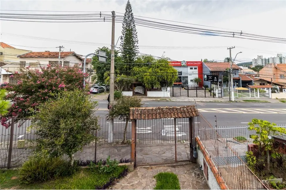 Foto 5 de Casa com 4 quartos à venda, 313m2 em Cavalhada, Porto Alegre - RS