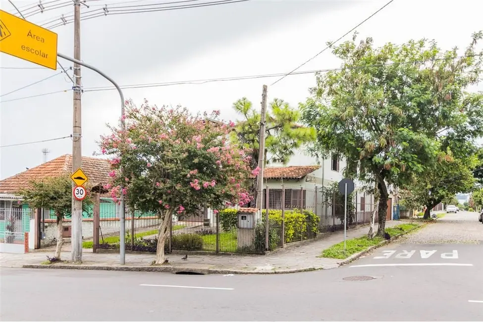 Foto 7 de Casa com 4 quartos à venda, 313m2 em Cavalhada, Porto Alegre - RS