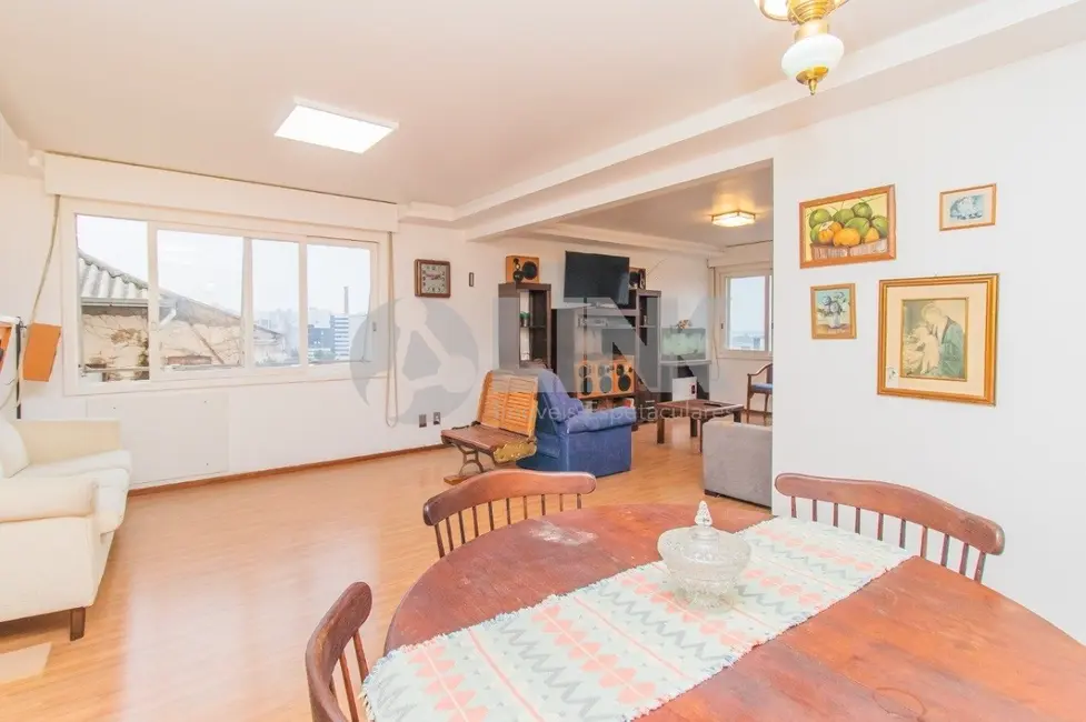 Apartamento com 3 quartos à venda, 165m2 em Moinhos de Vento, Porto Alegre - RS - imagem 7 Foto 7 de Apartamento com 3 quartos à venda, 165m2 em Moinhos de Vento, Porto Alegre - RS